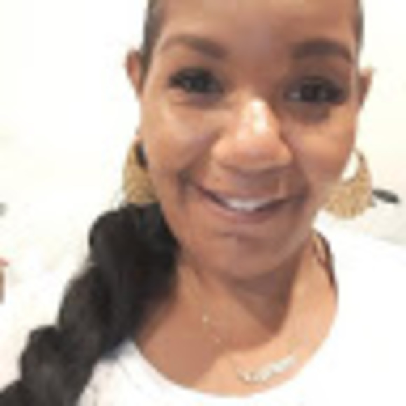 Meet your Posher, Kitchen - Picture 1 of 1